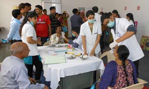 Dental Camp on Mahavir Jayanthi